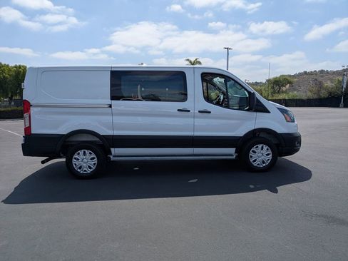 Used 2025 Ford Transit 250 Low Roof w/ Exterior Upgrade Package RWD image 5