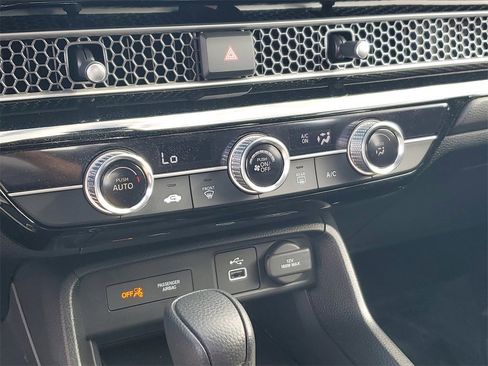 Certified 2024 Honda Civic LX image 27