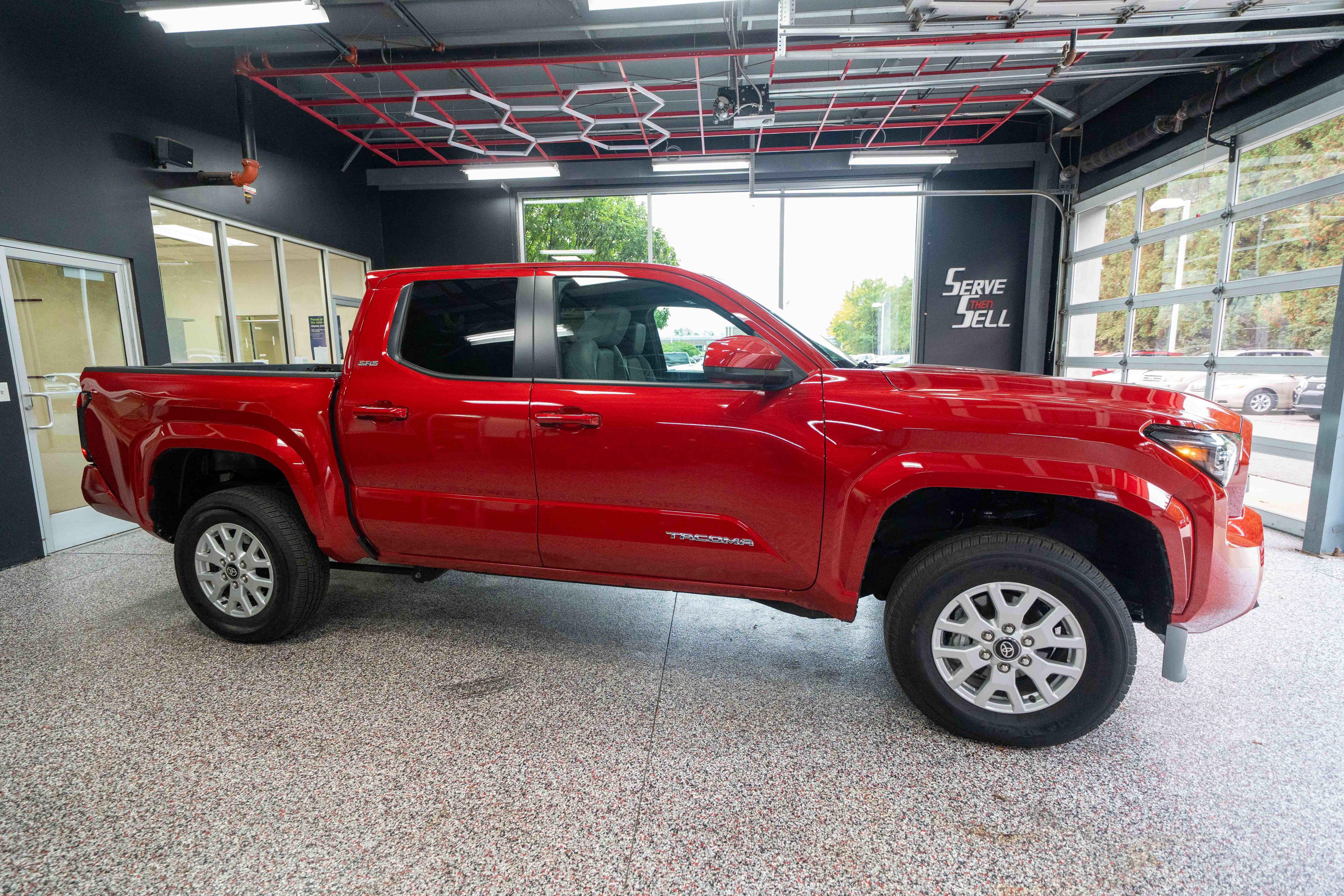 Certified 2026 Toyota Tacoma SR5 AWD/4WD image 6