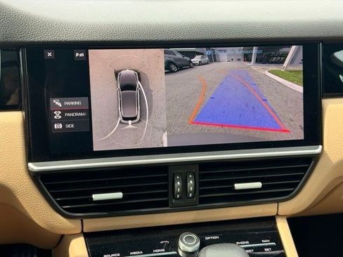 Used 2021 Porsche Cayenne S AWD/4WD image 35