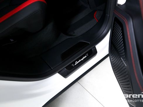 Used 2023 Lamborghini Urus S image 25