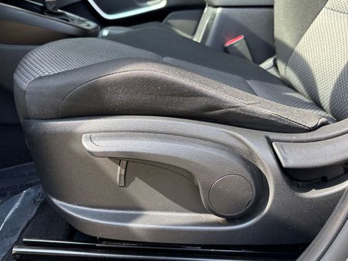 Used 2025 Kia Soul LX w/ LX Technology Package image 22