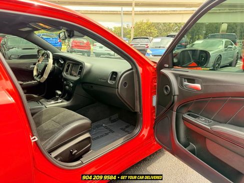 Used 2023 Dodge Charger R/T w/ Plus Group RWD image 37