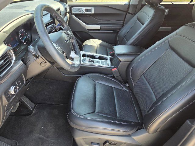 Used 2021 Ford Explorer Limited w/ Equipment Group 301A RWD image 27