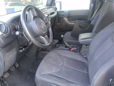 Used 2013 Jeep Wrangler Sport AWD/4WD image 8