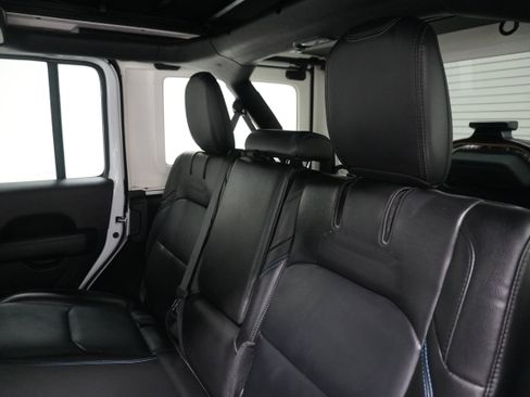 Used 2022 Jeep Wrangler Unlimited Rubicon 4xe w/ Cold Weather Group image 17