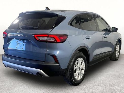 Used 2025 Ford Escape Active FWD image 2