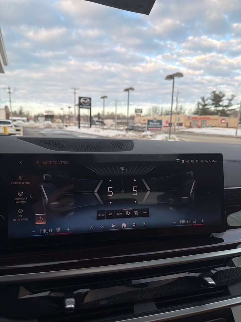New 2026 BMW X7 M60i AWD/4WD image 83