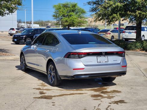 New 2026 Honda Accord EX-L image 4