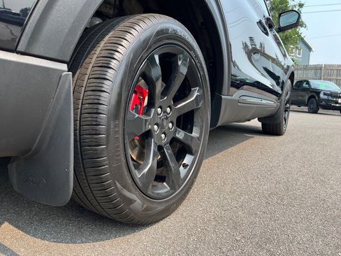 Used 2023 Ford Explorer ST w/ Technology Package image 7