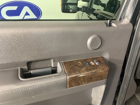 Used 2015 Ford F350 Platinum image 30