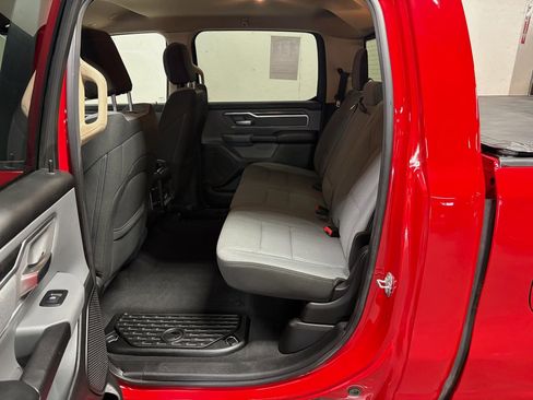 Used 2019 RAM 1500 Big Horn AWD/4WD image 13