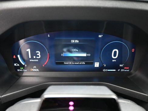 Certified 2025 Ford Explorer ST-Line w/ Premium Package image 14