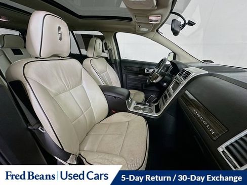 Used 2010 Lincoln MKX AWD image 29