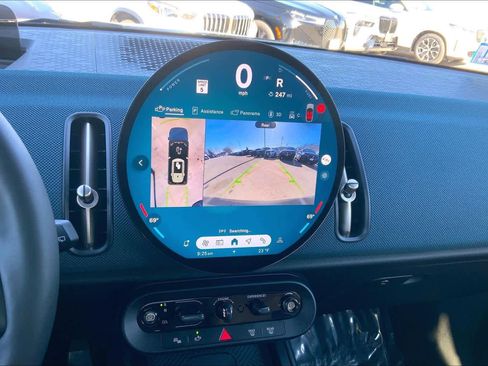 Used 2025 MINI Cooper Countryman S w/ Comfort Package Max image 29