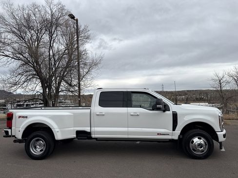 Certified 2025 Ford F350 Platinum image 8