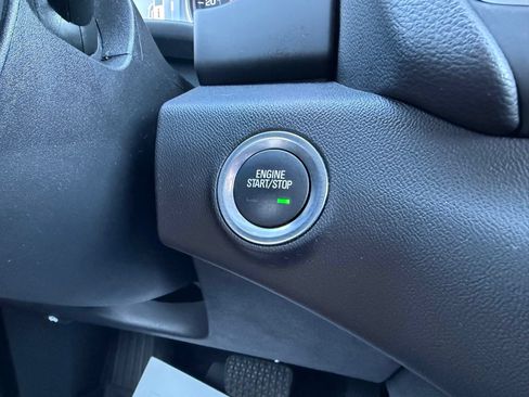 Used 2022 GMC Terrain SLE w/ Driver Convenience Package FWD image 24