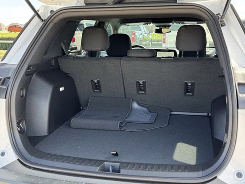 New 2026 Chevrolet Equinox LT image 26