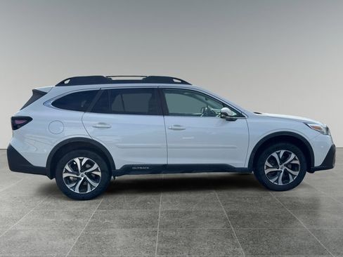 Used 2020 Subaru Outback Limited XT image 6