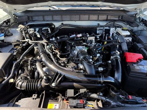 Used 2023 Ford Bronco Wildtrak image 22