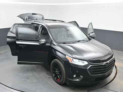 Used 2019 Chevrolet Traverse Premier w/ Redline Edition FWD image 53