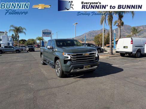 New 2026 Chevrolet Silverado 1500 High Country w/ Technology Package AWD/4WD image 1