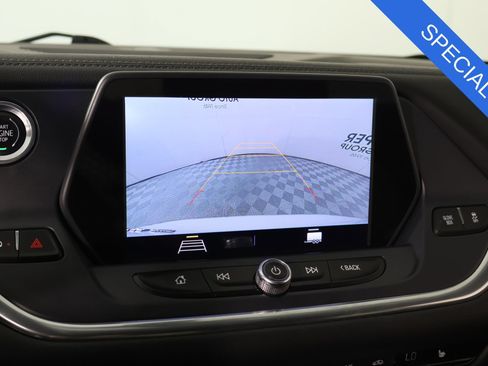 Used 2020 Chevrolet Blazer LT AWD/4WD image 6