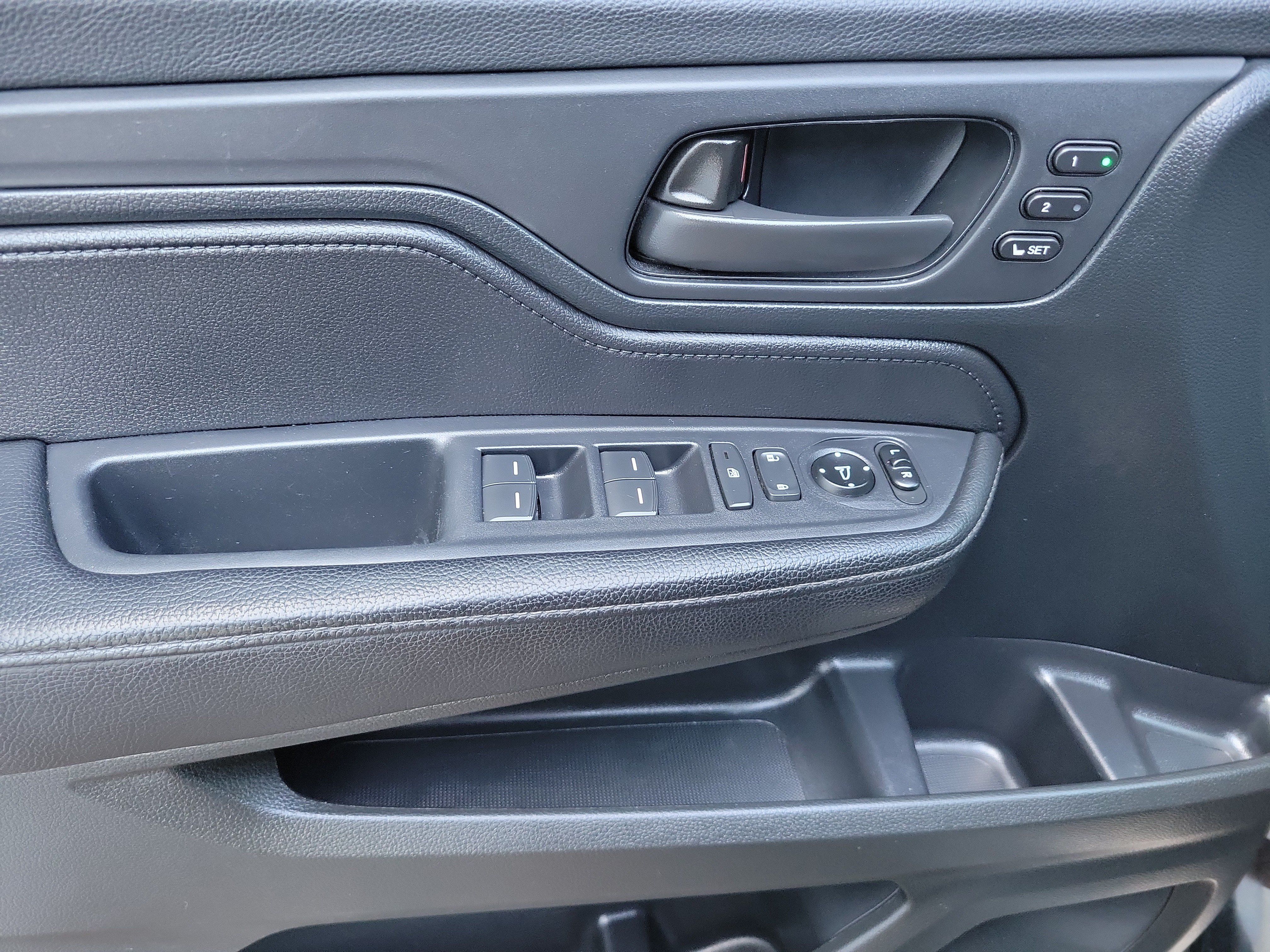 Used 2023 Honda Odyssey Sport image 24