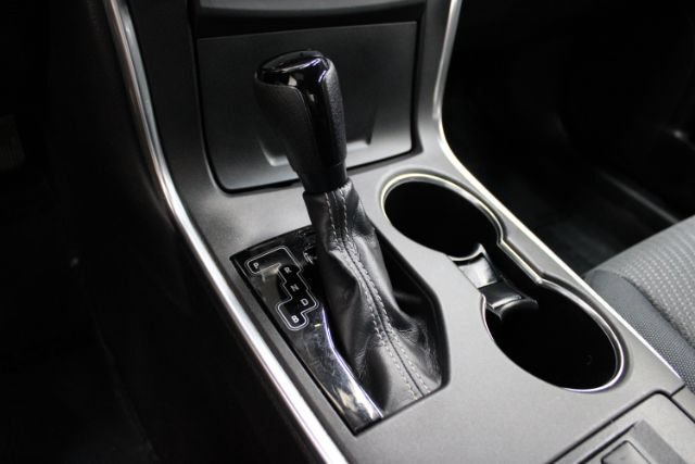 Used 2015 Toyota Camry LE FWD image 14