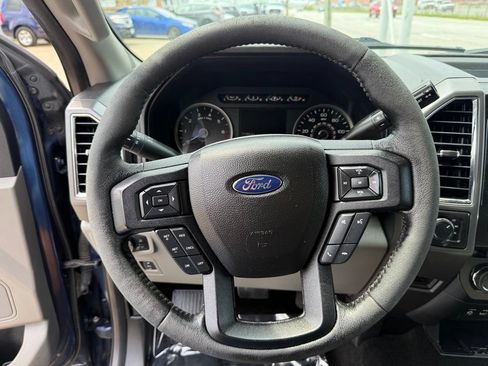 Used 2015 Ford F150 XLT w/ Equipment Group 301A Mid AWD/4WD image 30