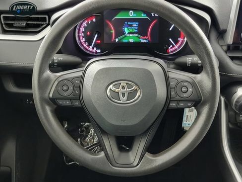 Used 2024 Toyota RAV4 LE AWD/4WD image 27