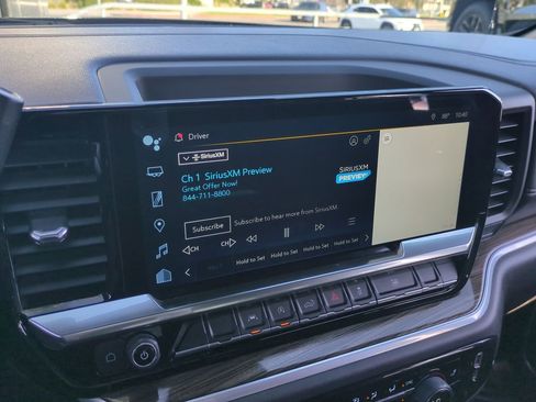 Used 2022 Chevrolet Silverado 1500 RST image 13