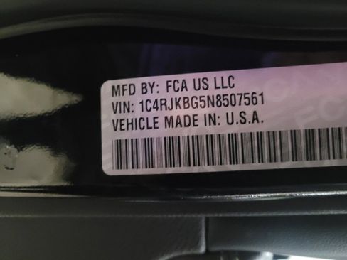 Used 2022 Jeep Grand Cherokee L Limited image 33