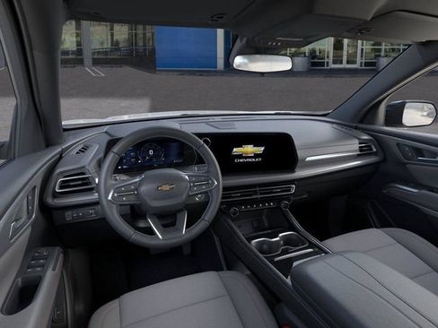 New 2026 Chevrolet Traverse LT FWD image 15