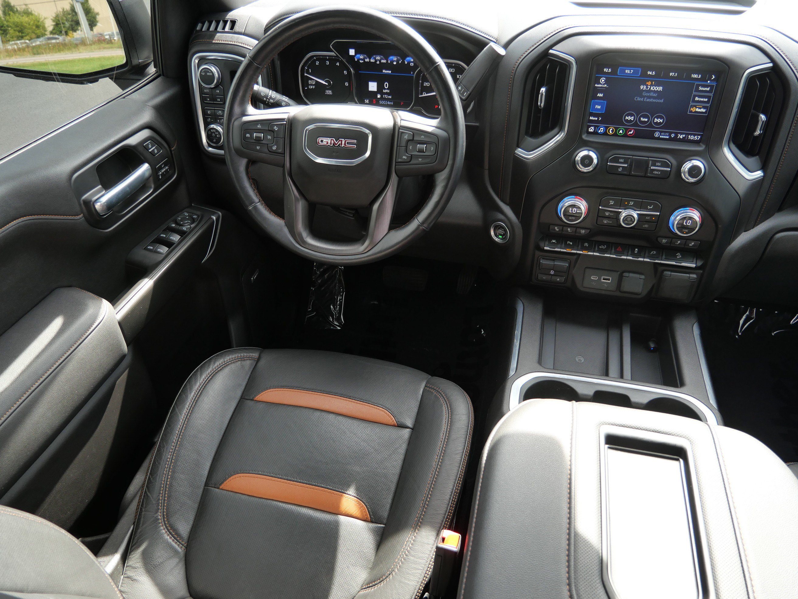 Used 2021 GMC Sierra 1500 AT4 w/ AT4 Value Package AWD/4WD image 7