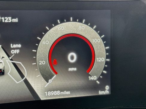 Used 2024 Nissan Ariya AWD image 17