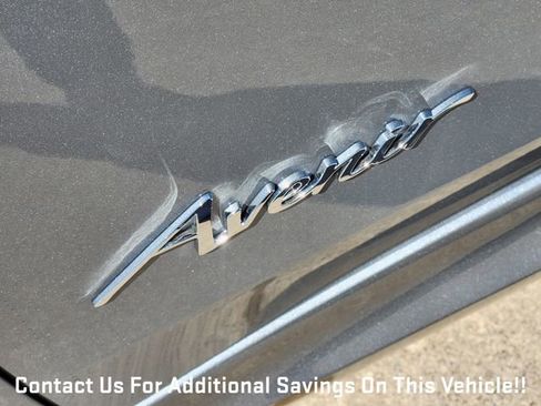 New 2026 Buick Envista Avenir image 8