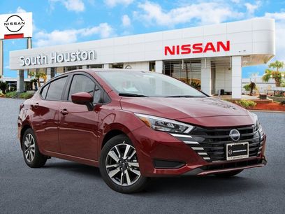 New 2025 Nissan Versa SV w/ Trunk Package