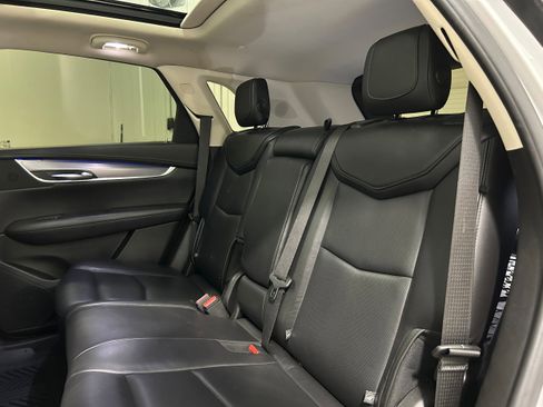 Used 2019 Cadillac XT5 Premium Luxury AWD/4WD image 30