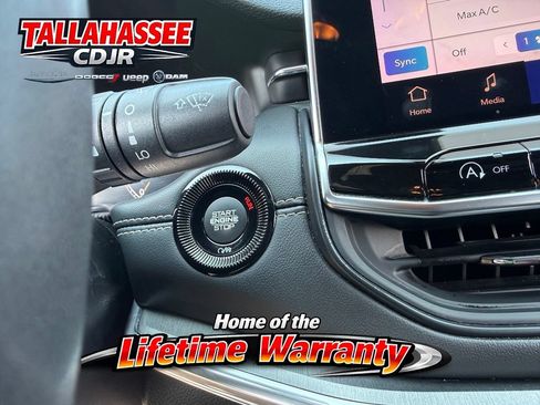 Used 2023 Jeep Compass High Altitude AWD/4WD image 19