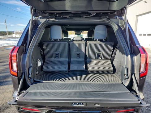 Used 2025 Ford Expedition Platinum w/ Stealth Performance Package image 17