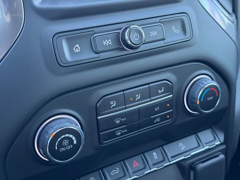 Used 2025 Chevrolet Silverado 1500 Custom Trail Boss w/ Turbomax Blackout Package image 30