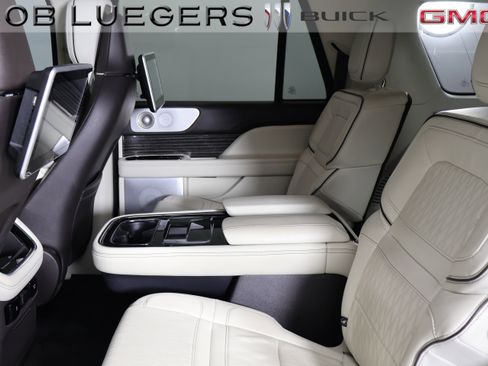 Used 2023 Lincoln Navigator L Black Label image 22