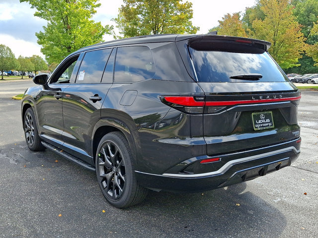 New 2026 Lexus TX 500h AWD image 3