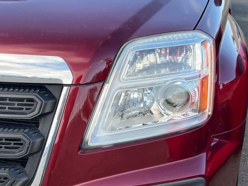 Used 2016 GMC Terrain SLE image 11