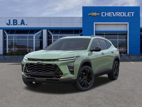 New 2026 Chevrolet Trax ACTIV w/ Sunroof Package FWD image 7