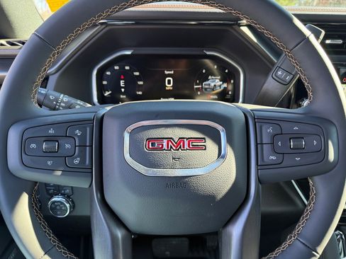 New 2026 GMC Sierra 2500 AT4 w/ AT4 Premium Plus Package image 24