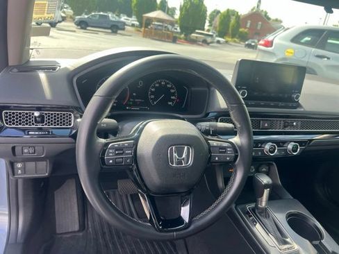 Certified 2023 Honda Civic EX image 17