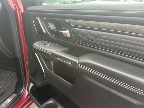 Used 2025 RAM 1500 Limited image 6