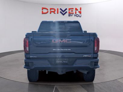 Used 2022 GMC Sierra 2500 AT4 w/ AT4 Preferred Package